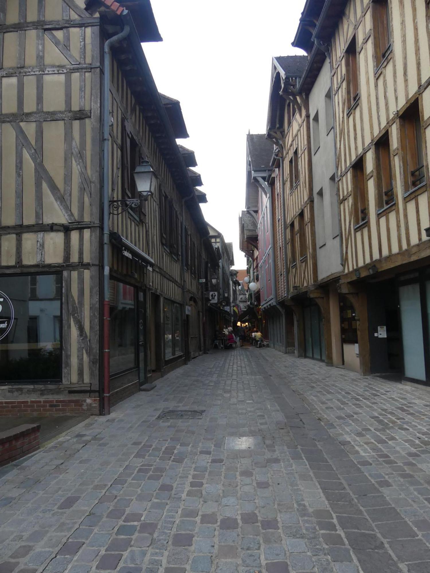 Le Chalet Troyen Troyes Extérieur photo